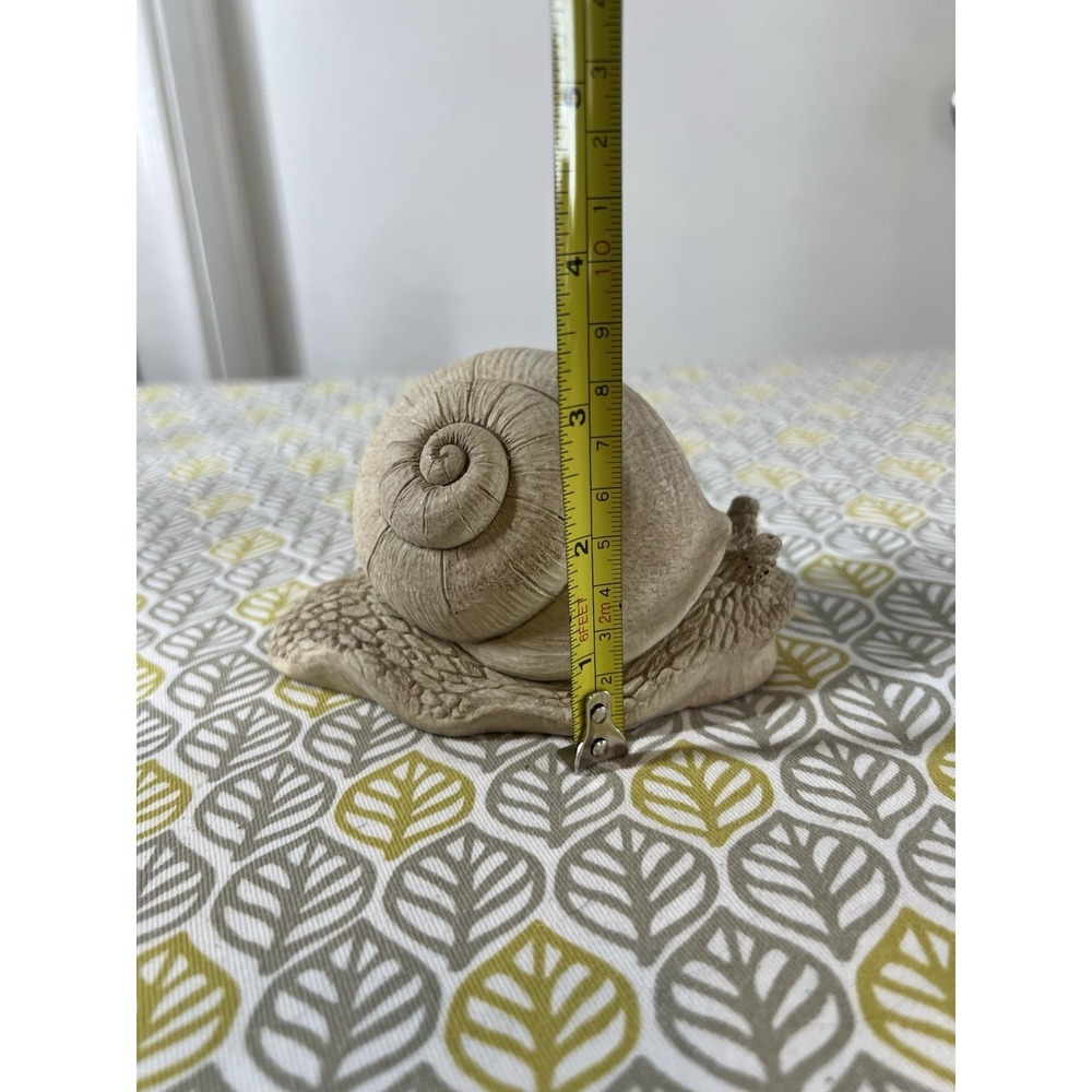Resin snail garden figurine, matte finish, 3D effect - 4.5" x 3.5" - Picture 6 of 6